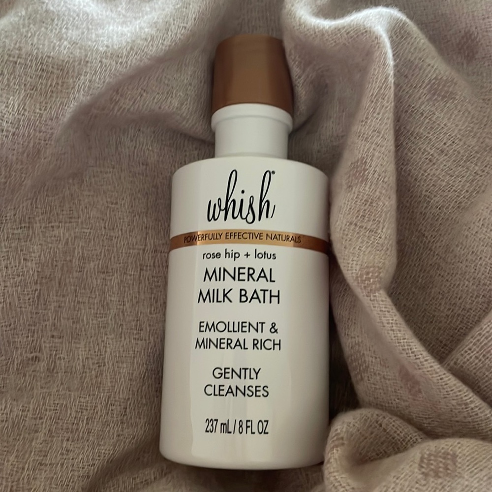 Mineral milk bath